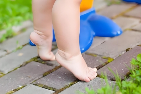 С����·ϲ���ڽż��ԭ��